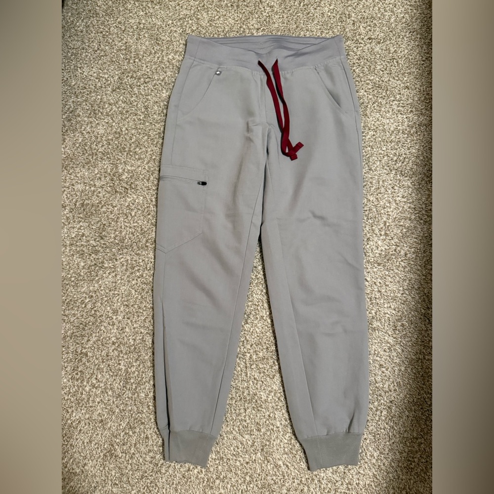 FIGS High Waisted Zamora Jogger Scrub Pants